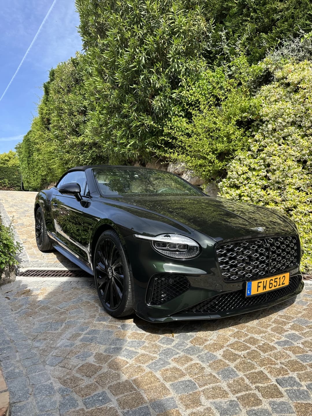 Bentley Continental GTC Speed Mulliner V8 Hybrid