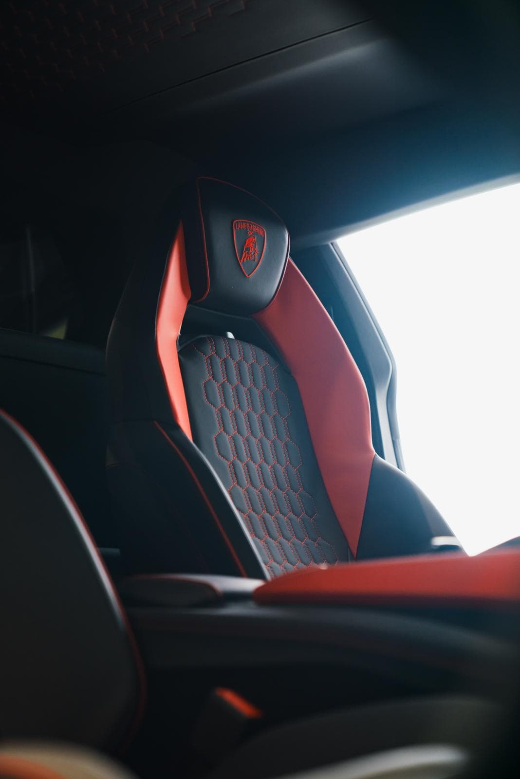Lamborghini Revuelto 2025