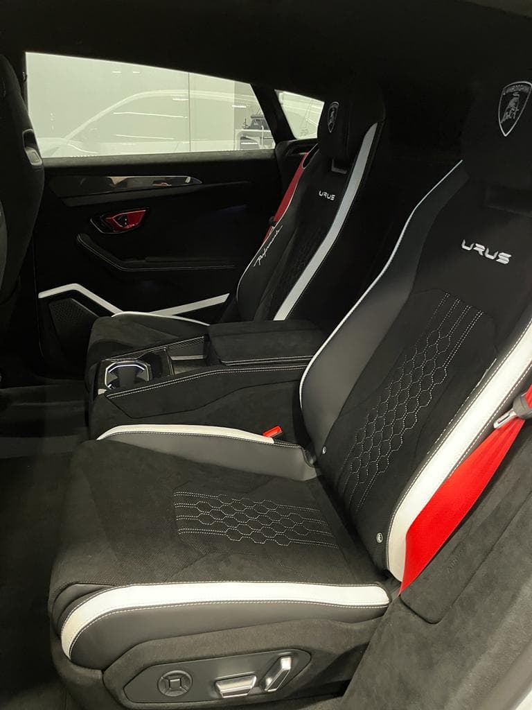 Lamborghini Urus Performante