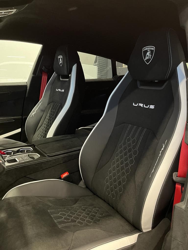 Lamborghini Urus Performante